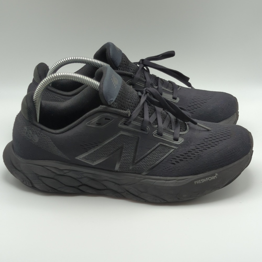 New Balance Fresh Foam 880v14 Running Shoes Mens Size 10 Black Road Sneakers